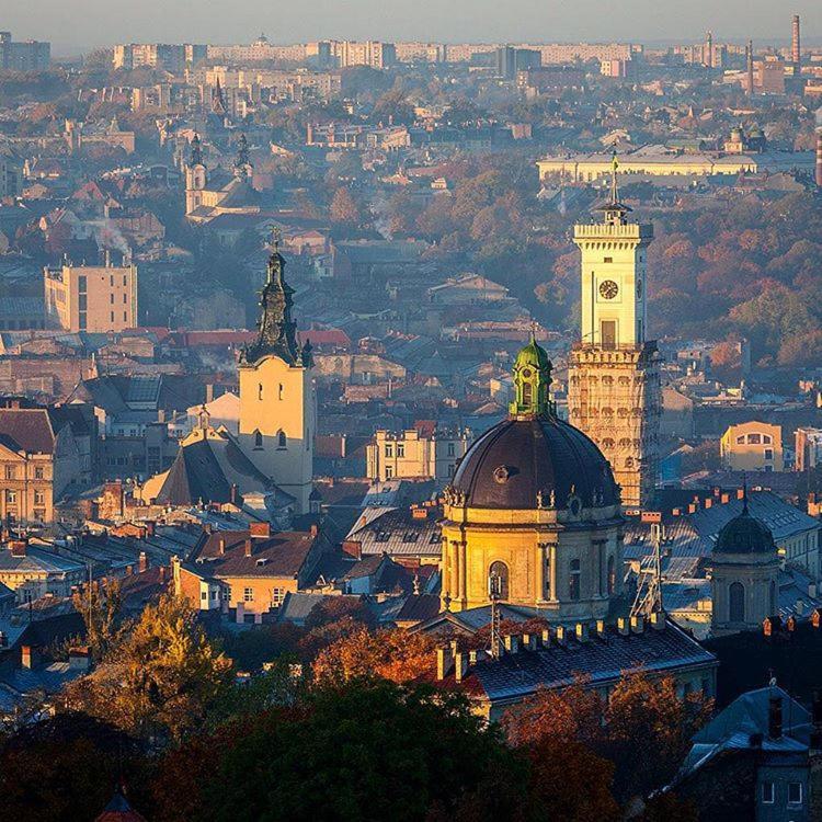 Best Location! Rynok Square, Opera. Lägenhet Lviv Exteriör bild