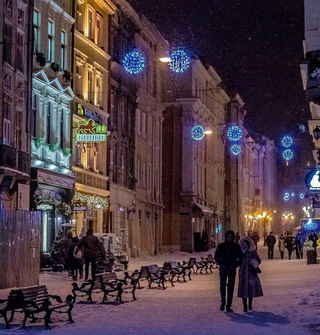 Best Location! Rynok Square, Opera. Lägenhet Lviv Exteriör bild